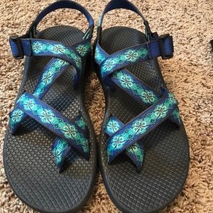 Chacos!